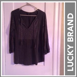 Lucky Brand Embroidered Distressed Shirt Women’s Size Medium Grey With Tassels